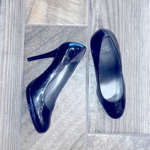 Vintage Stuart Weitzman black leather 4” heels w/.5” platform - Picture 1 of 5